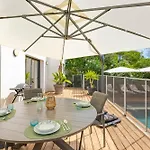 Valescure Sun, Pines & Golf Retreat 빌라