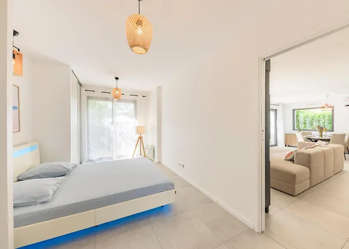 Villa Valescure Sun, Pines & Golf Retreat Saint-Raphaël